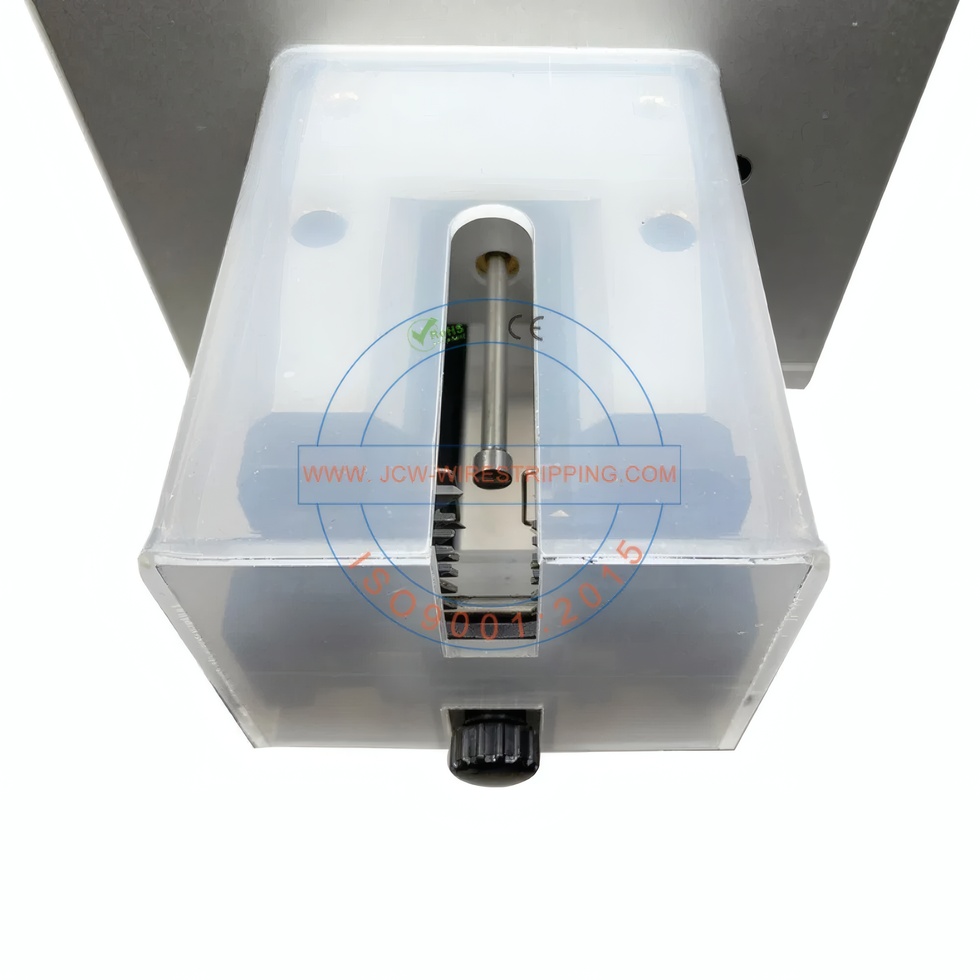 16mm2 AUTOMATED WIRE END CUTTING AND STRIPPING MACHINE